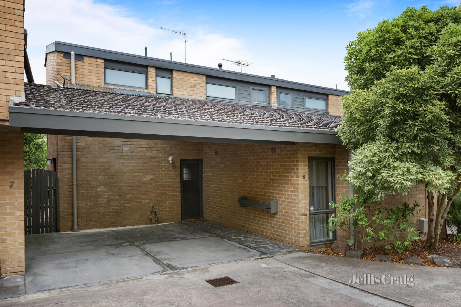 8/700 Riversdale Road, Camberwell image 1