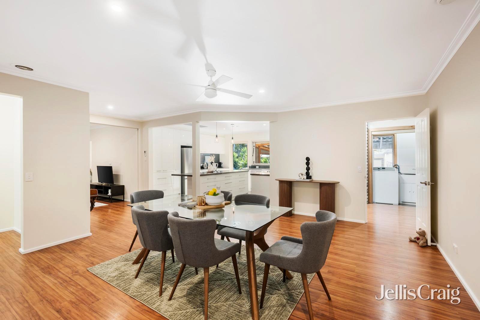 871 Mt Dandenong Road, Montrose image 8
