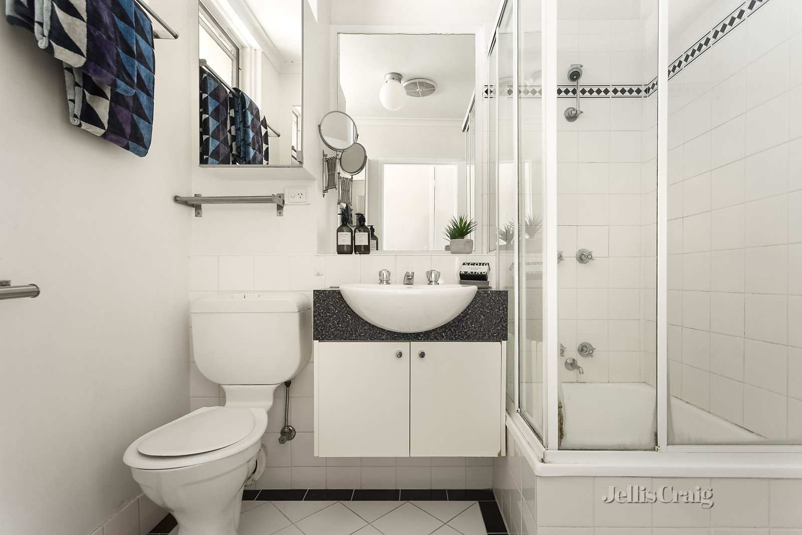 8/72 Princes Street, Flemington image 5