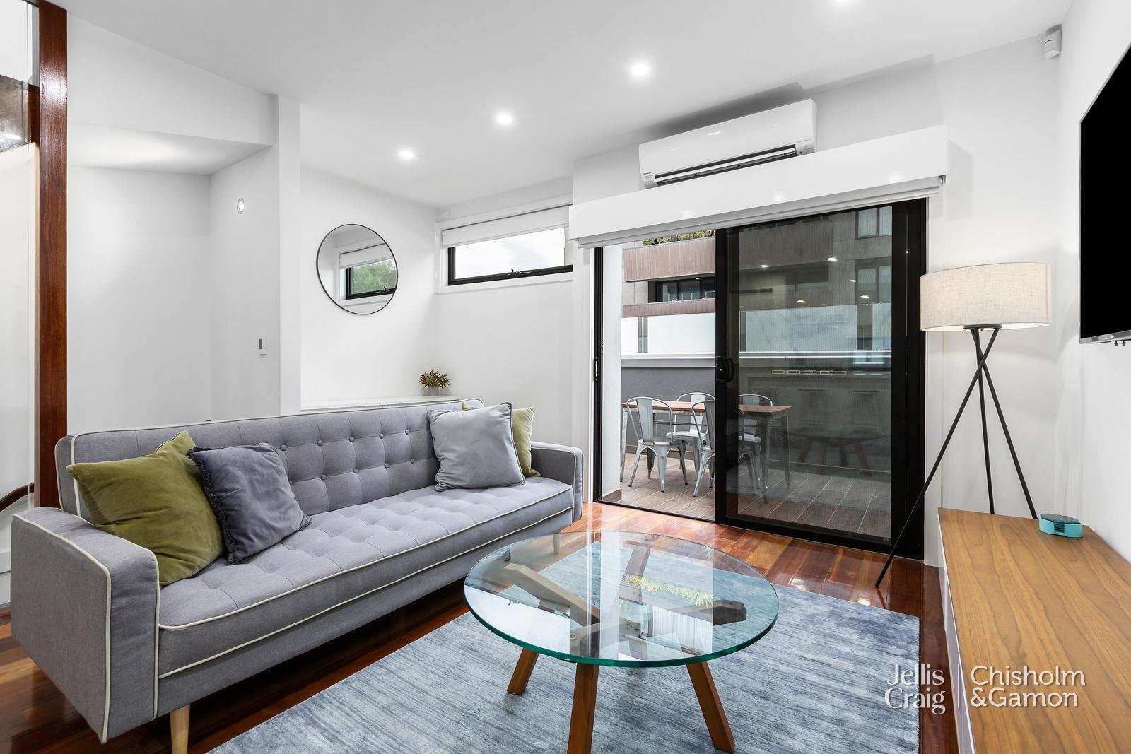 8/74 Nott Street, Port Melbourne image 6