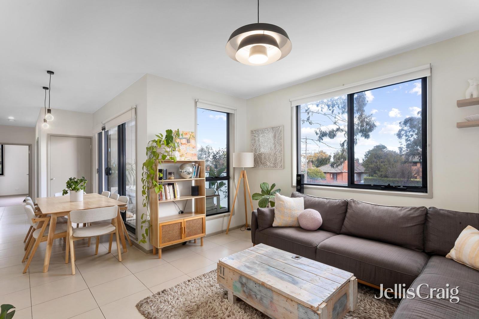 8/76 East Boundary Road, Bentleigh East image 1