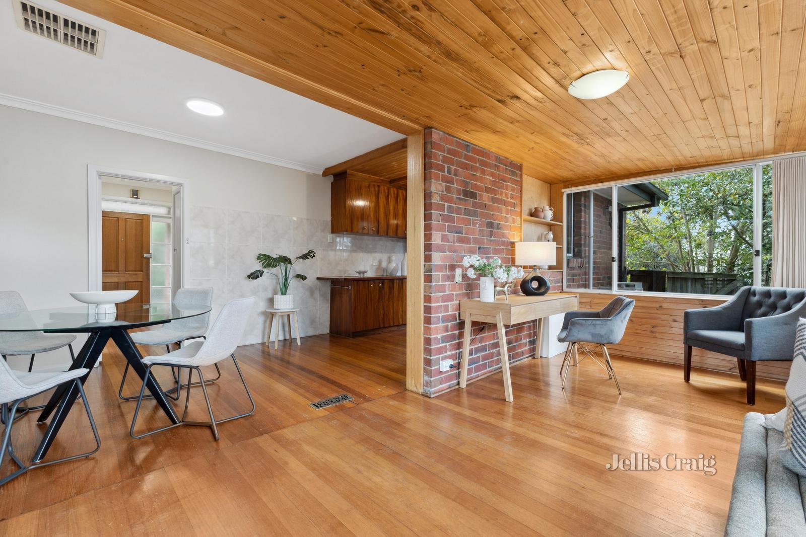 876 High Street Road, Glen Waverley image 6