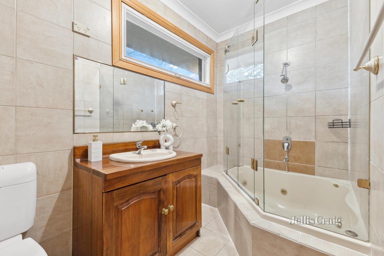 876 High Street Road, Glen Waverley image 9