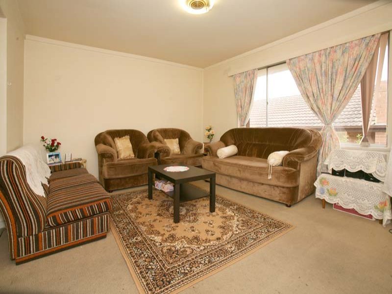 8/764 Whitehorse Road, Mont&nbsp;Albert image 3