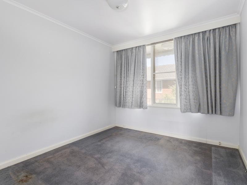 8/76A Campbell Road, Hawthorn East image 3