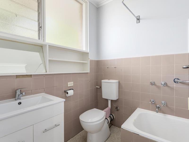 8/76A Campbell Road, Hawthorn East image 6