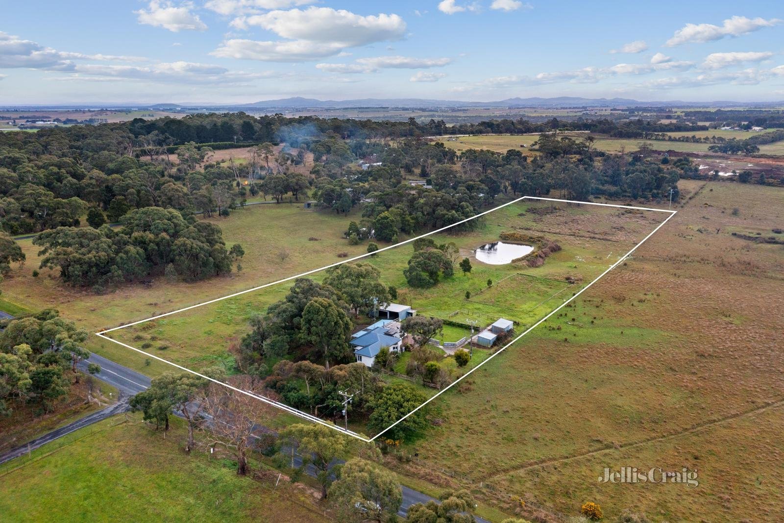 878 Greenhalghs Road, Bunkers Hill image 1