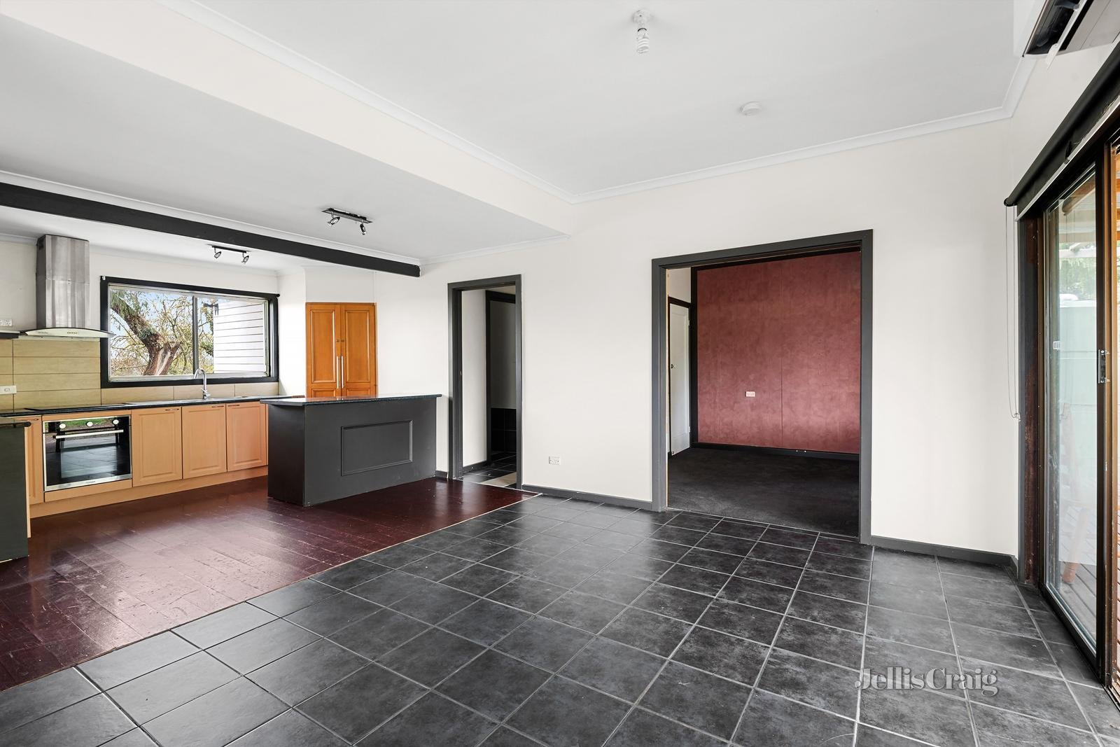 878 Greenhalghs Road, Bunkers Hill image 4