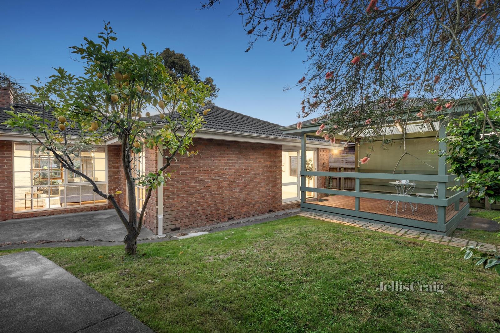 88 Barmah Drive West, Wantirna image 12