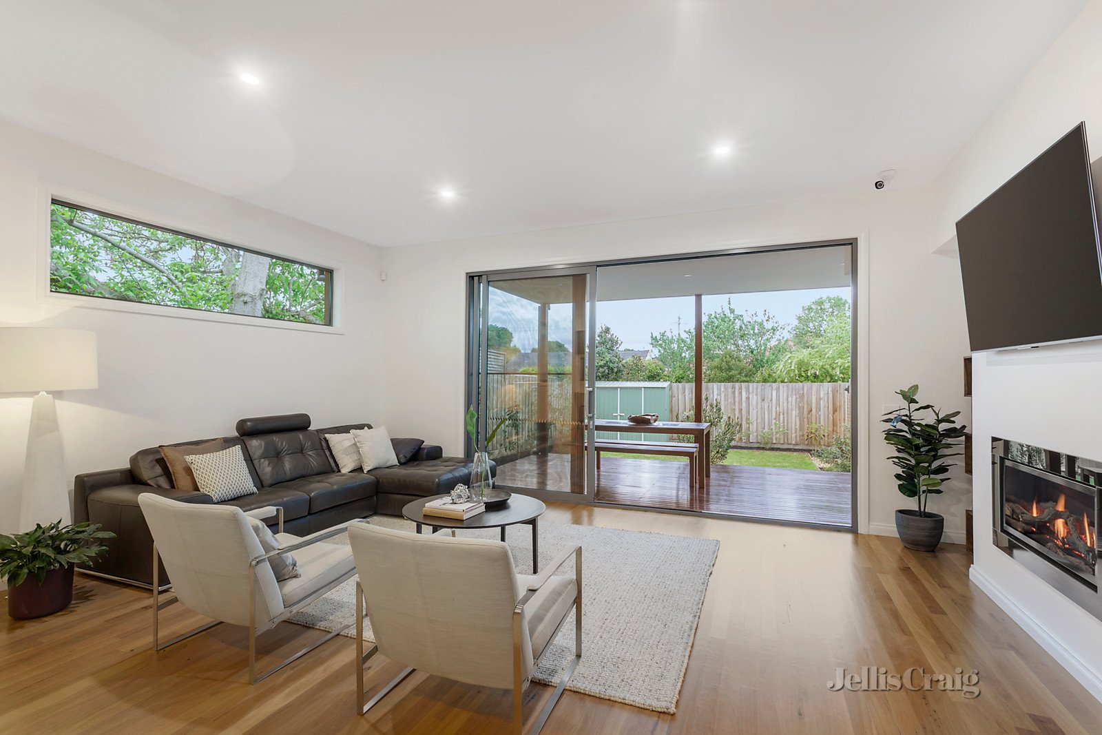 88 Blamey Street, Bentleigh East image 2