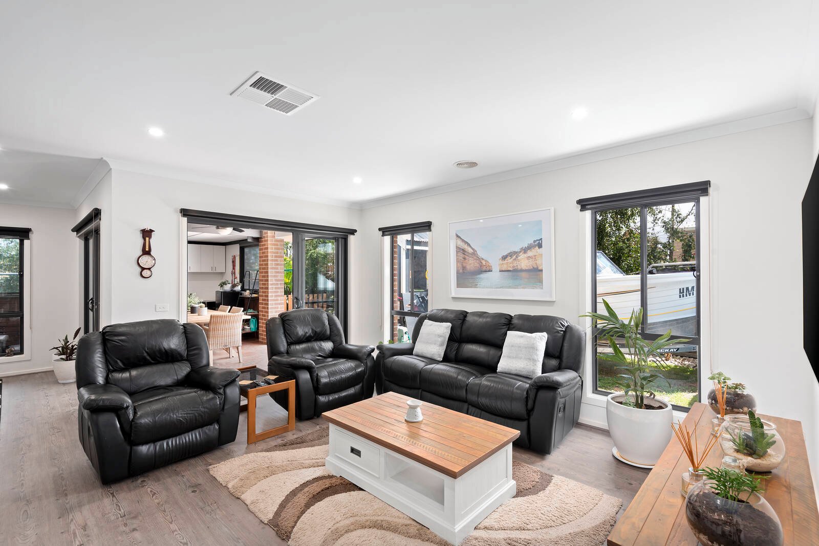 Property Gallery Thumbnail 7