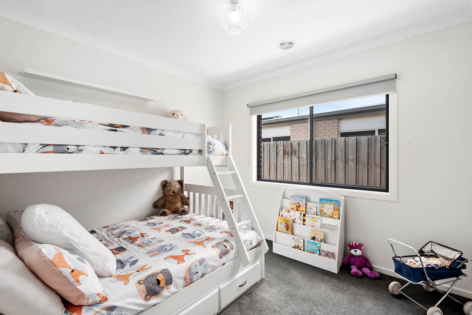 Property Gallery Thumbnail 11