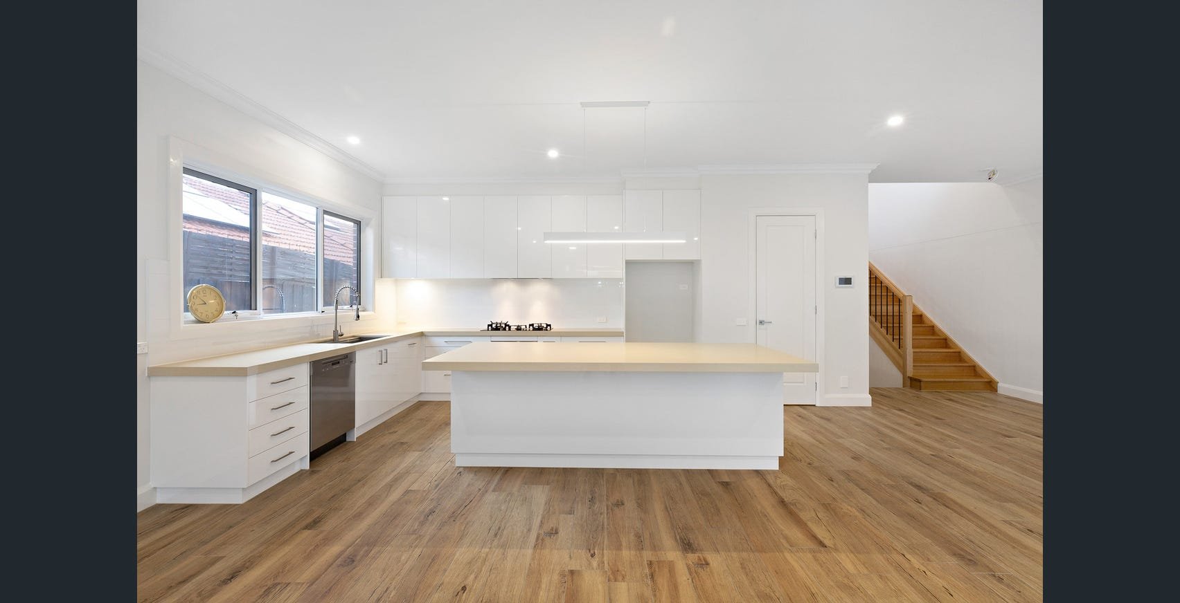 88 Empress Road, Surrey&nbsp;Hills image 3