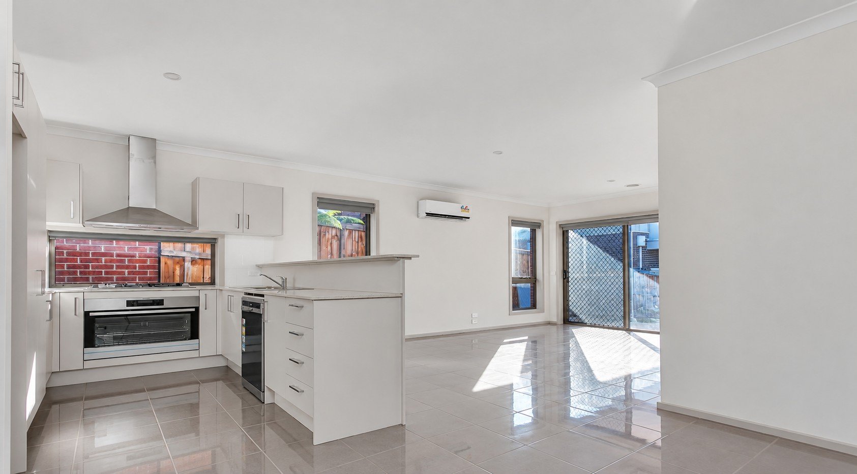 88 Evans Drive, Croydon image 4