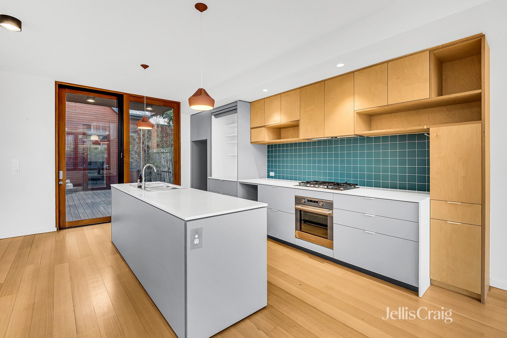 88 Glenlyon Road, Brunswick image 5