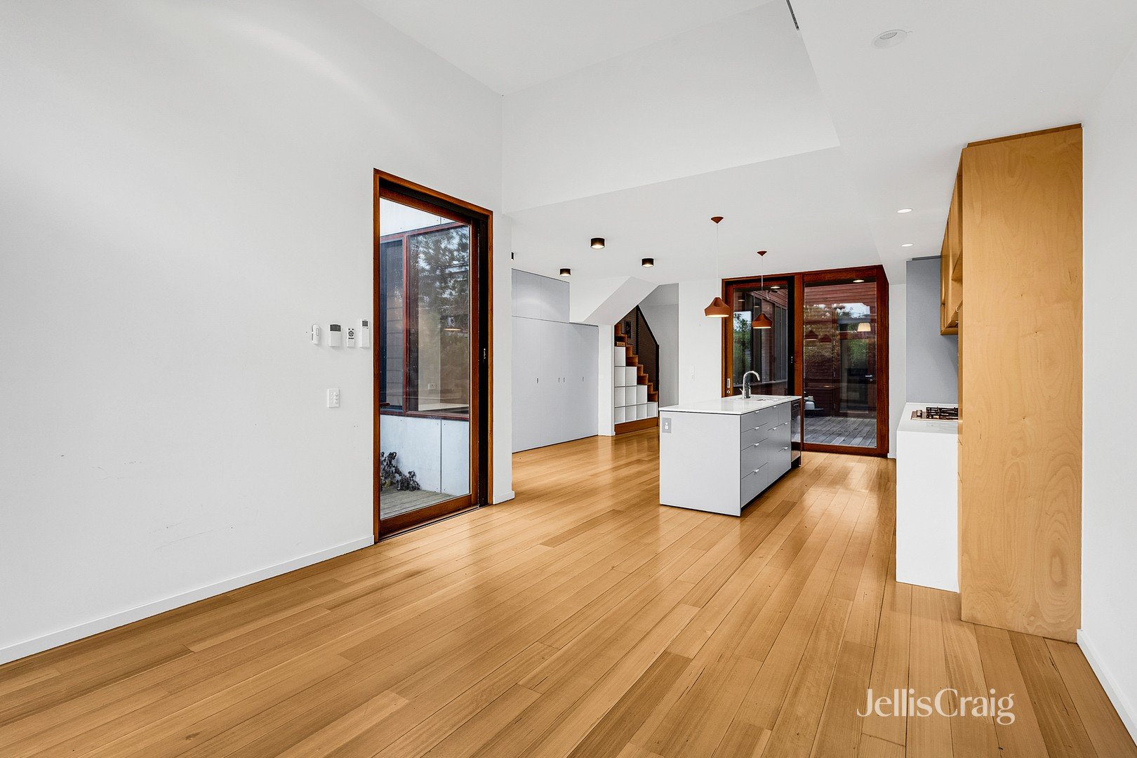 88 Glenlyon Road, Brunswick image 1