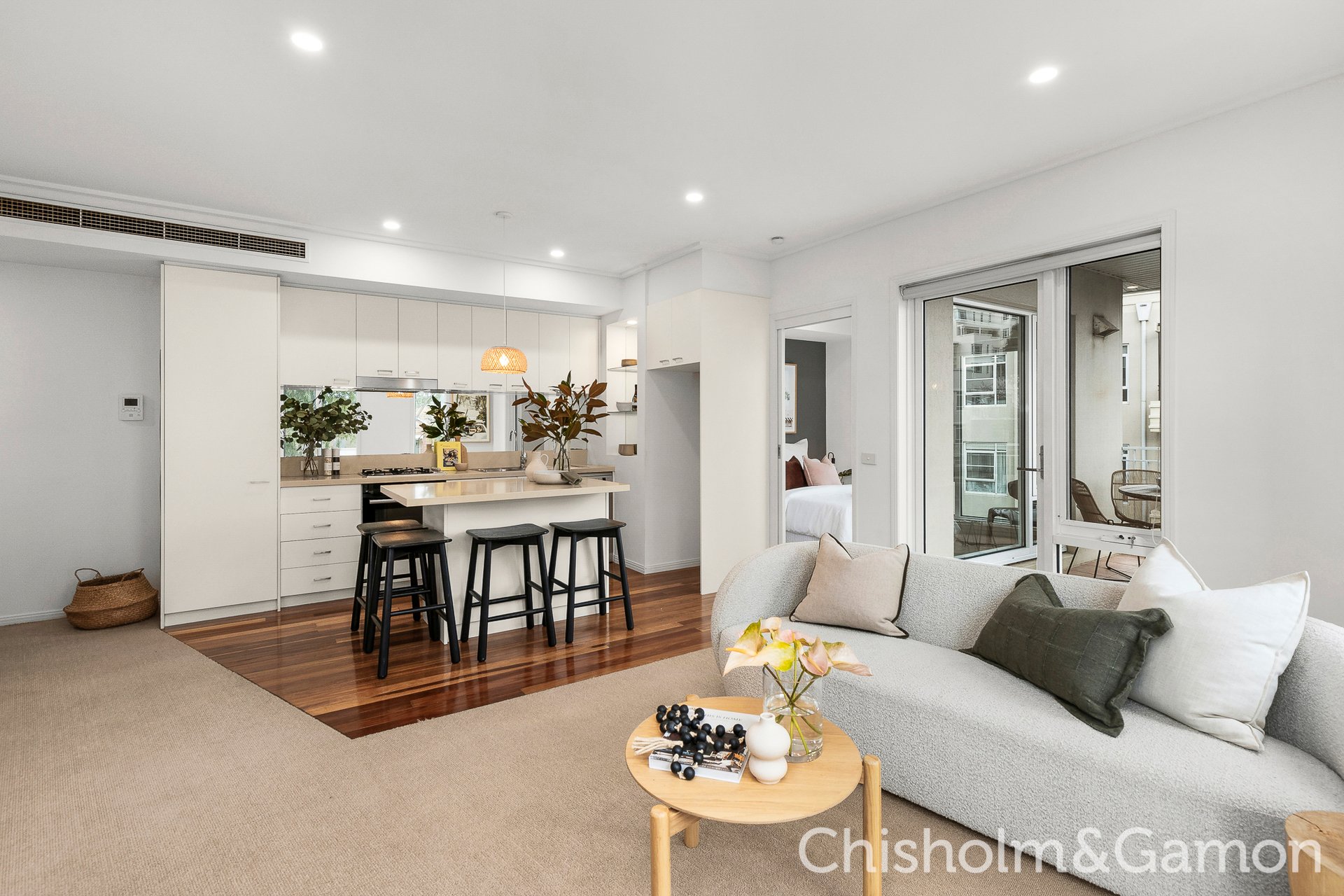 8/8 Graham Street, Port Melbourne image 9