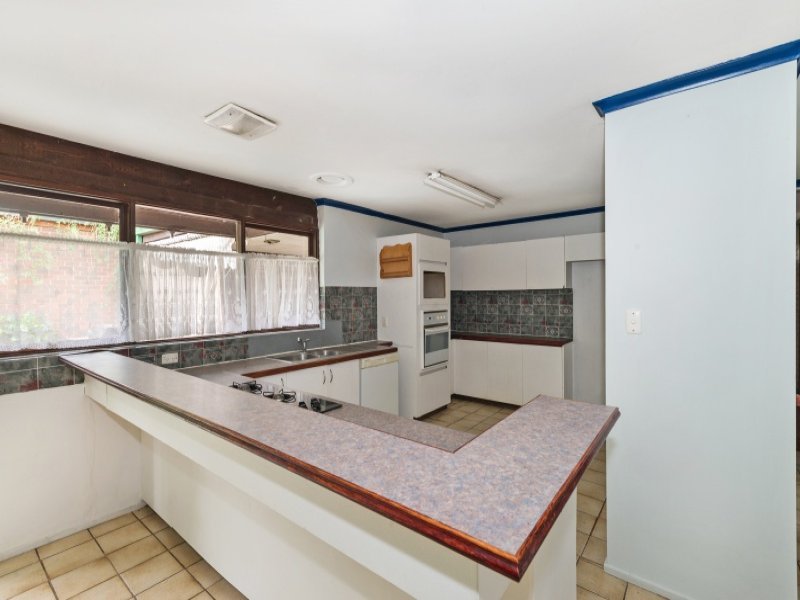 88 Heatherdale Road, Mitcham image 4
