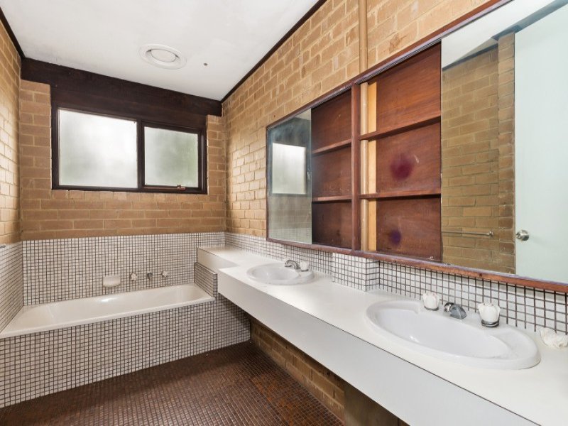 88 Heatherdale Road, Mitcham image 6