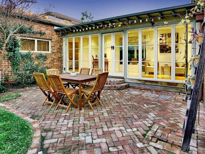 88 Mitford Street, Elwood image 3