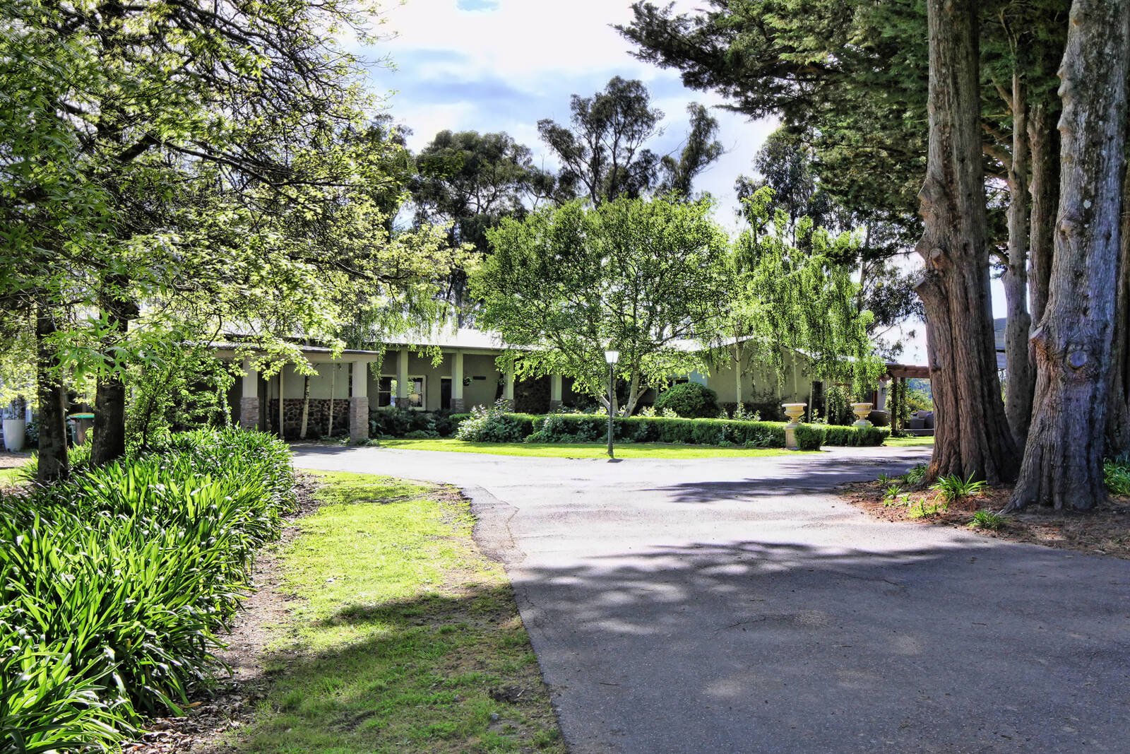 Property Gallery Thumbnail 3