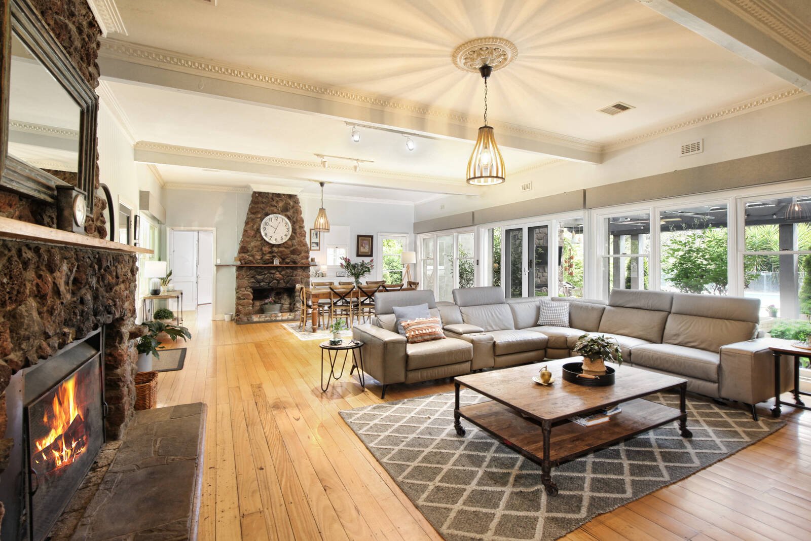 Property Gallery Thumbnail 6