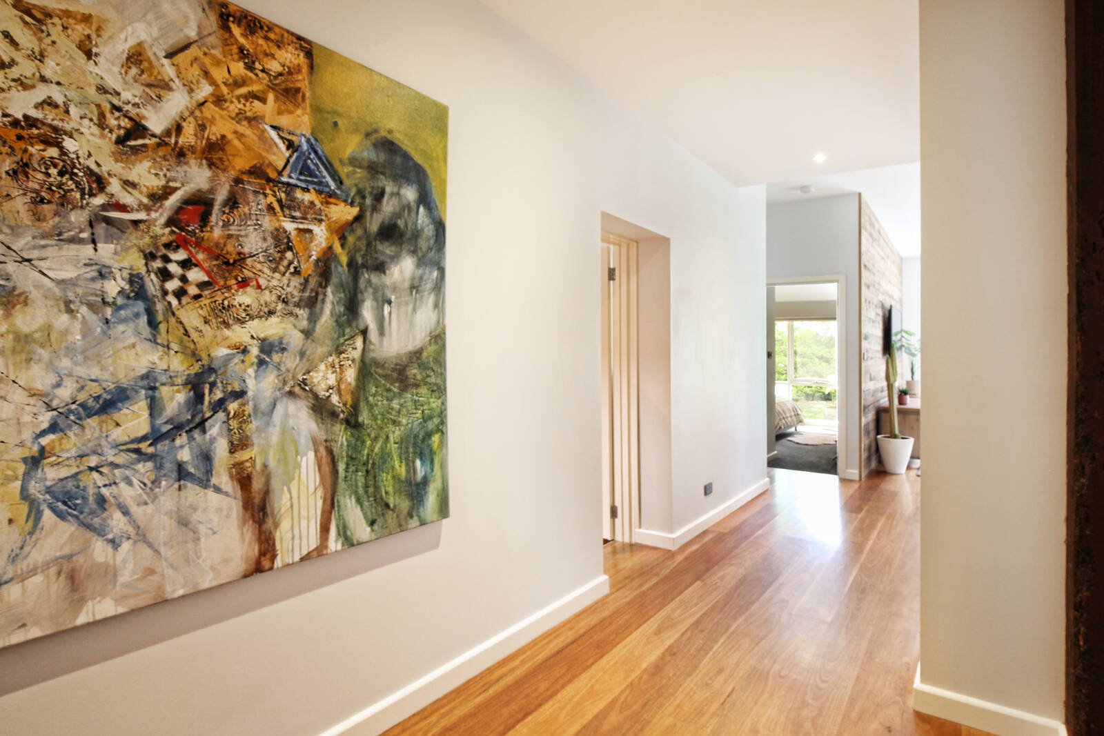 Property Gallery Thumbnail 15