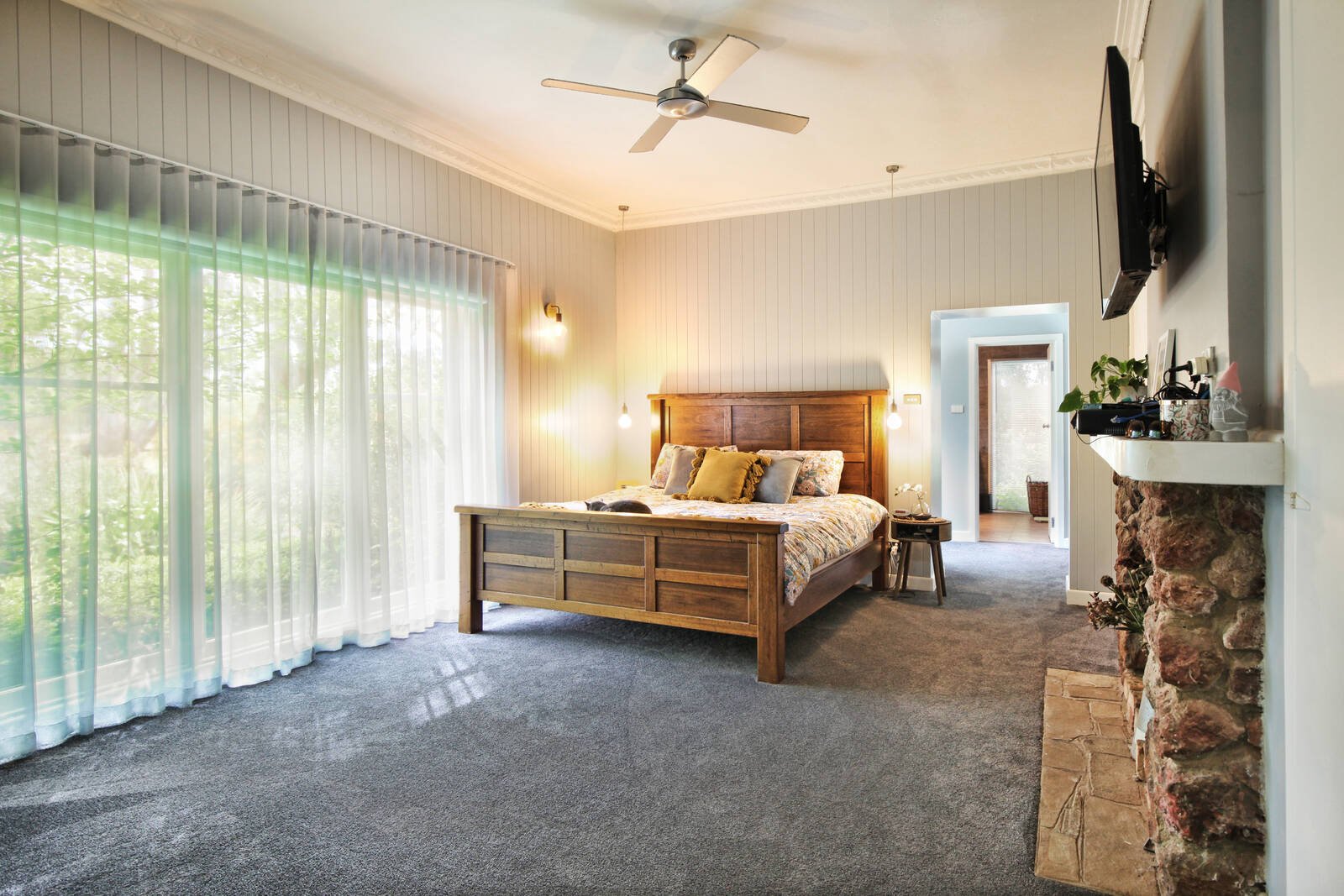Property Gallery Thumbnail 16