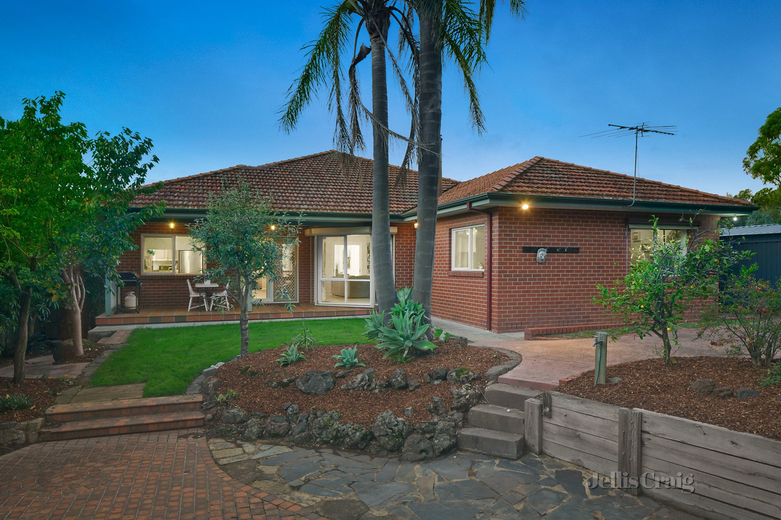 88 Old Eltham Road, Lower Plenty image 6