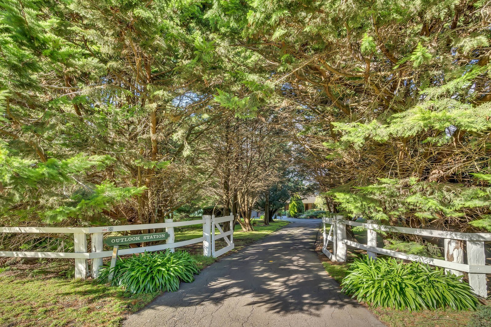 Property Gallery - Main Image