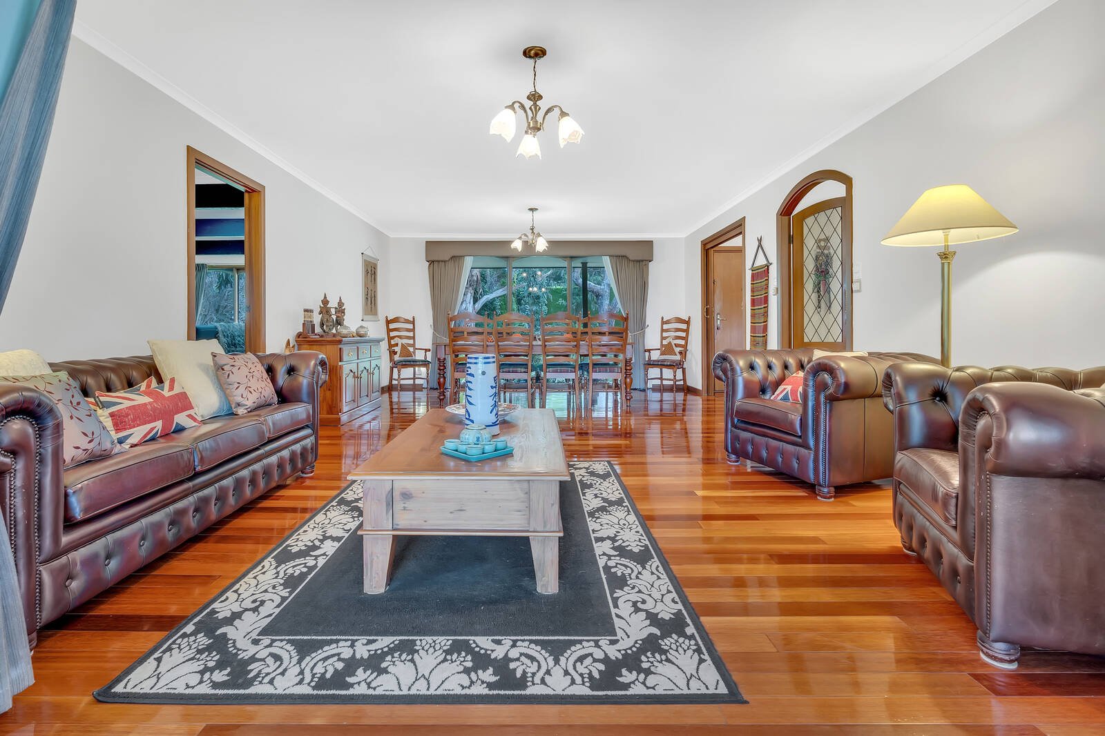 Property Gallery Thumbnail 11