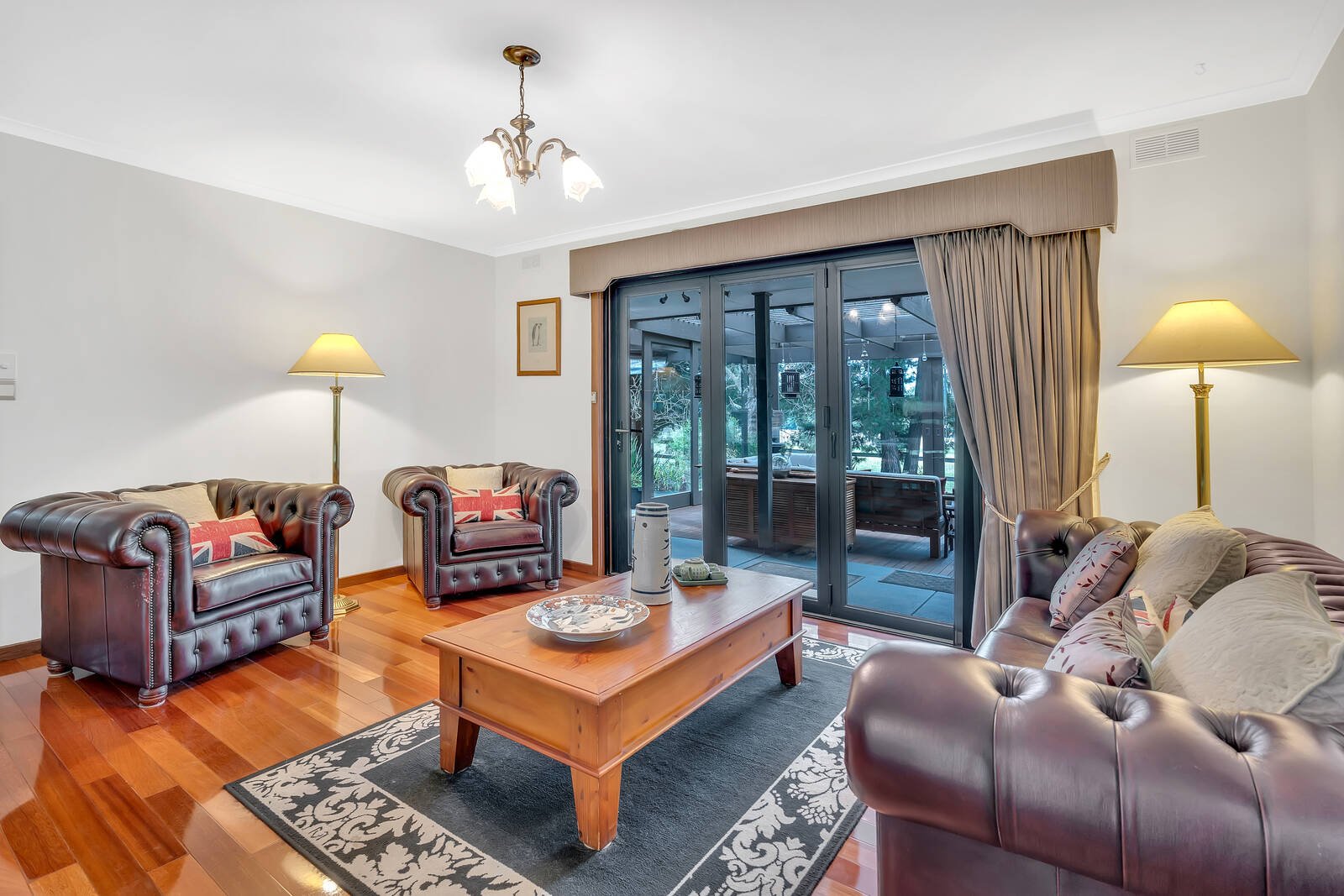 Property Gallery Thumbnail 12