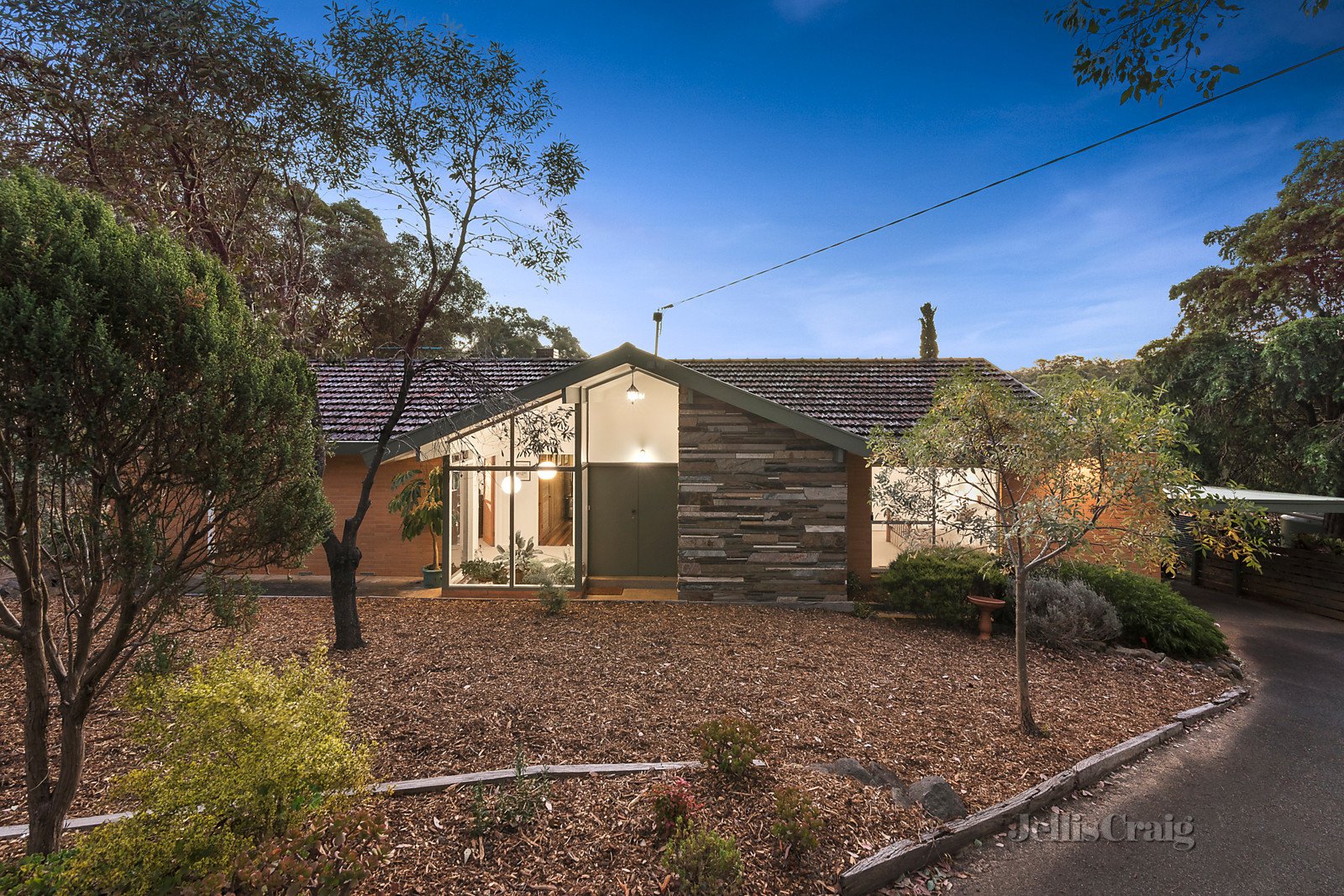 88 Research-Warrandyte Road, North Warrandyte image 3