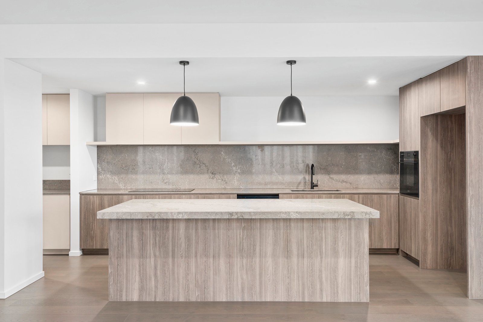 Property Gallery Thumbnail 3