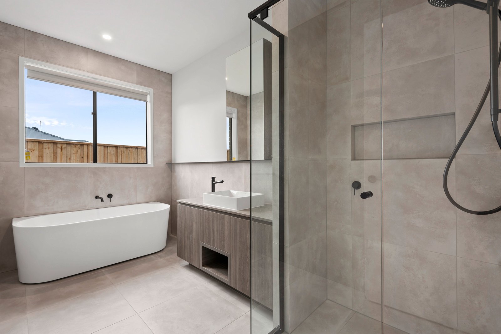 Property Gallery Thumbnail 7