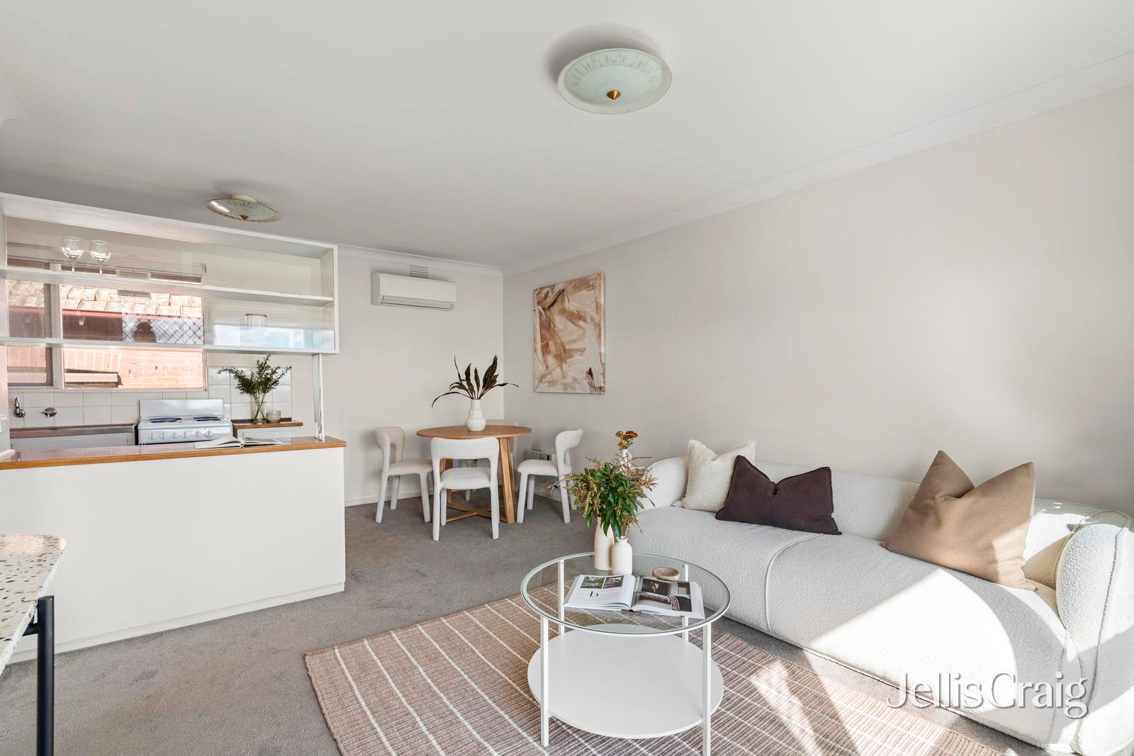 8/87 Heller Street, Brunswick&nbsp;West image 2