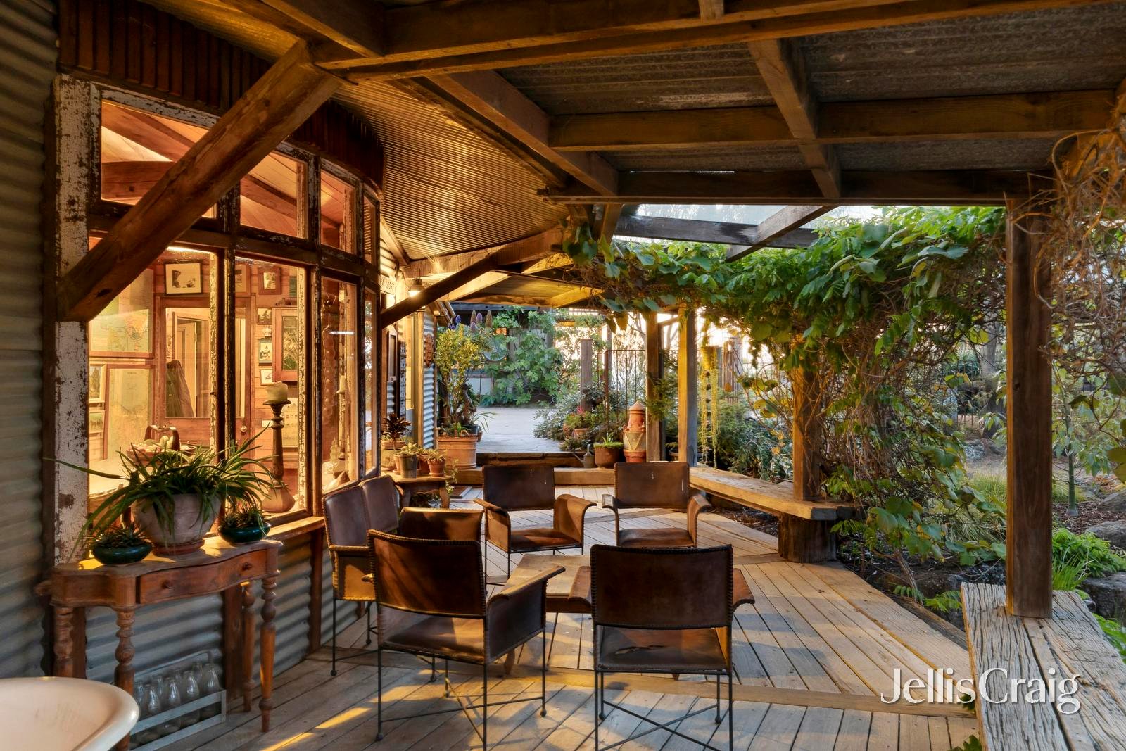 889 Skyline Road, Christmas Hills image 12