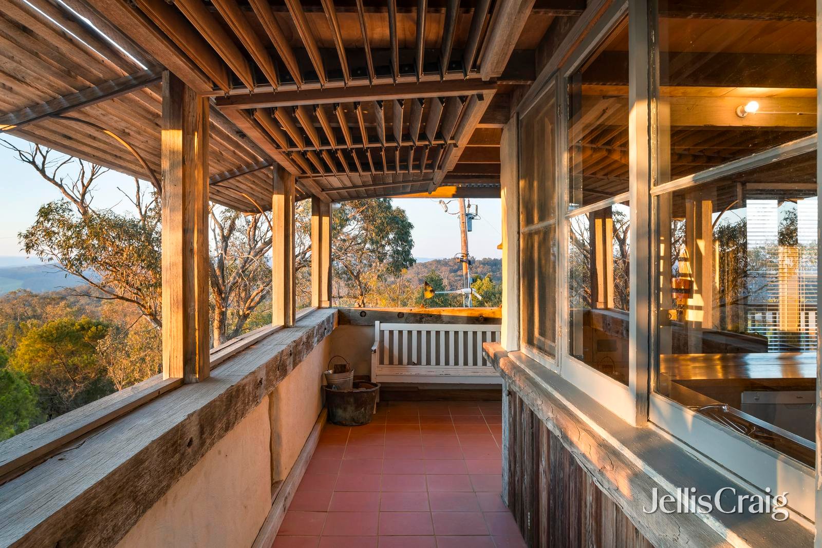 889 Skyline Road, Christmas Hills image 22