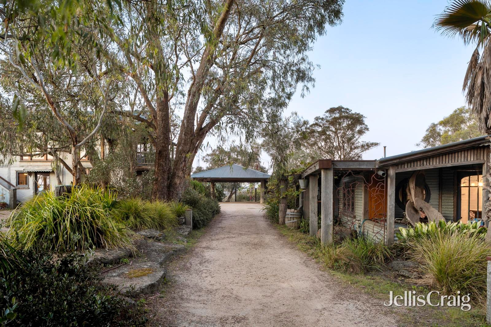 889 Skyline Road, Christmas Hills image 30