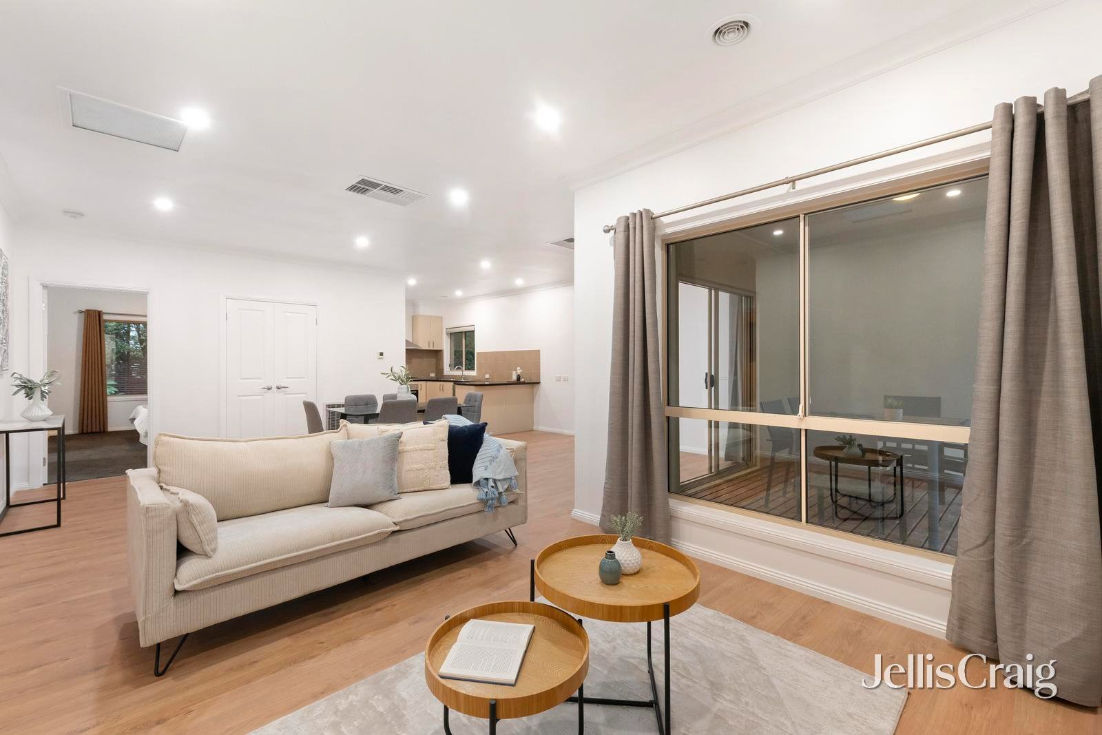 88A Hull Road, Croydon image 3