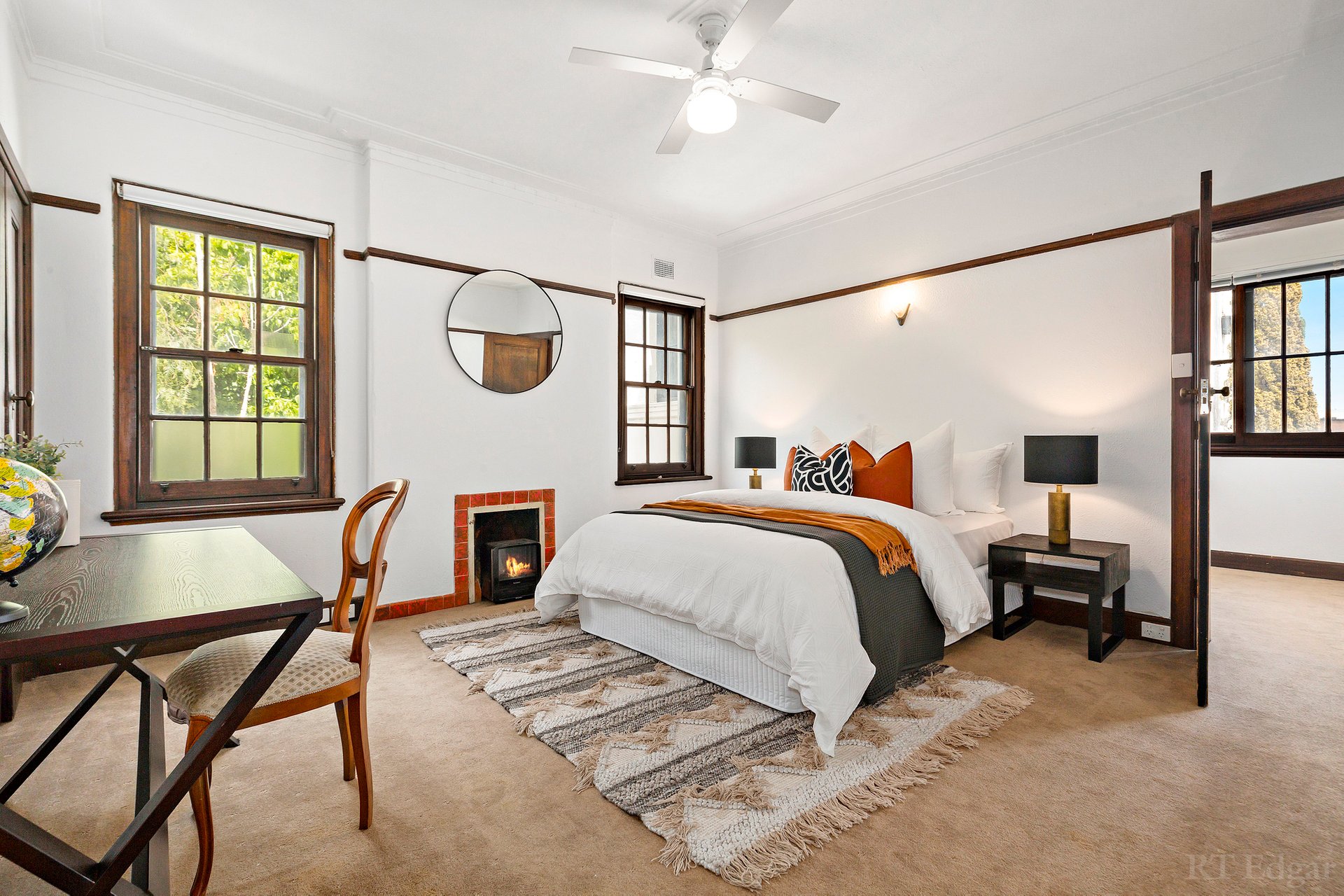 Property Gallery Thumbnail 8