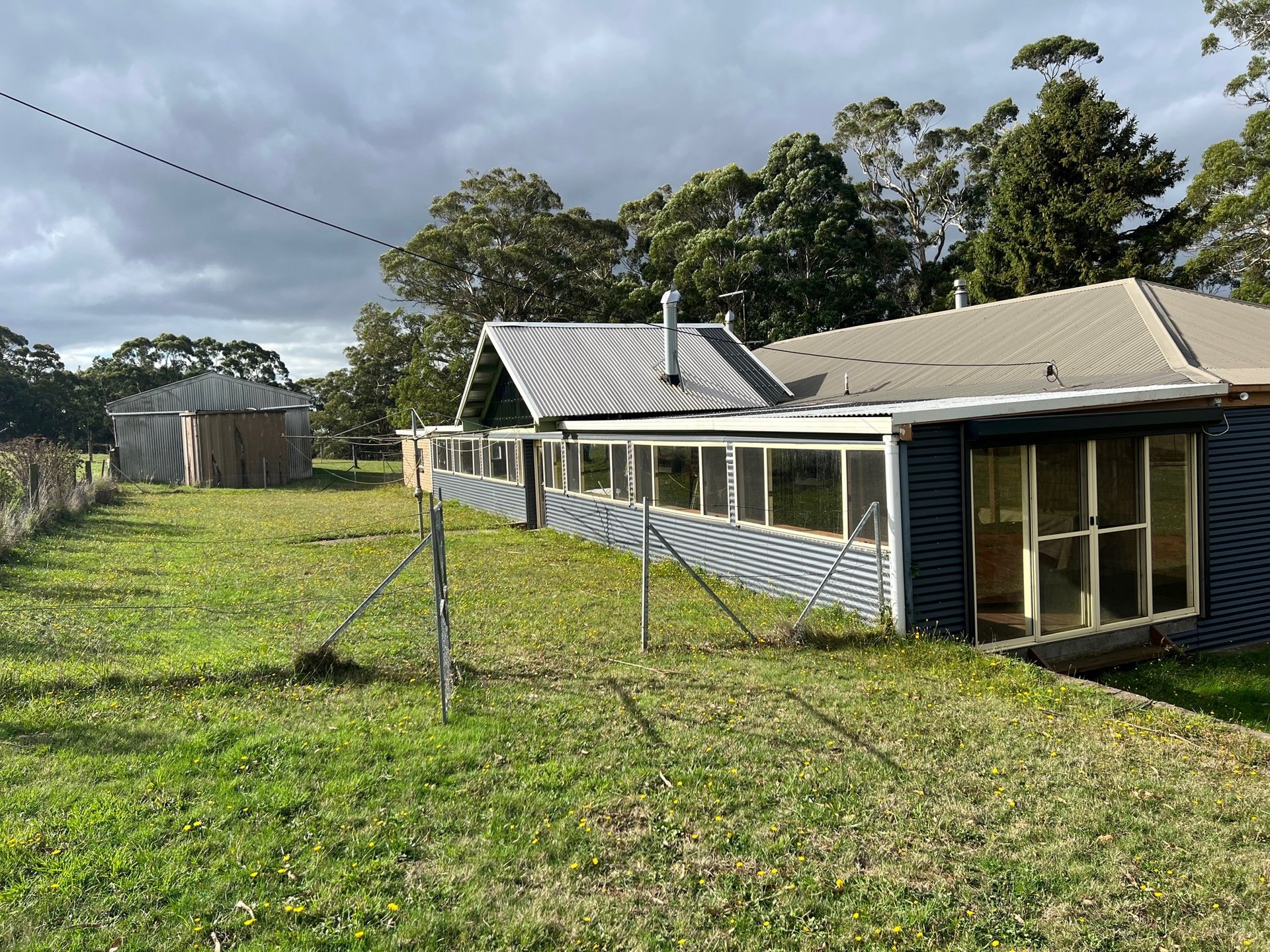 89 Chanters Lane, Trentham East image 2