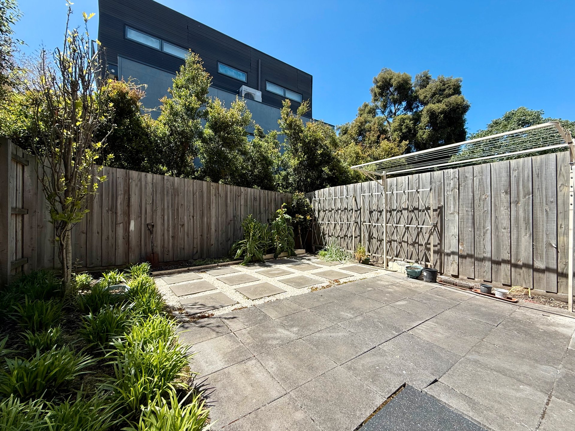 8/9 Citrus Court, Doncaster image 10