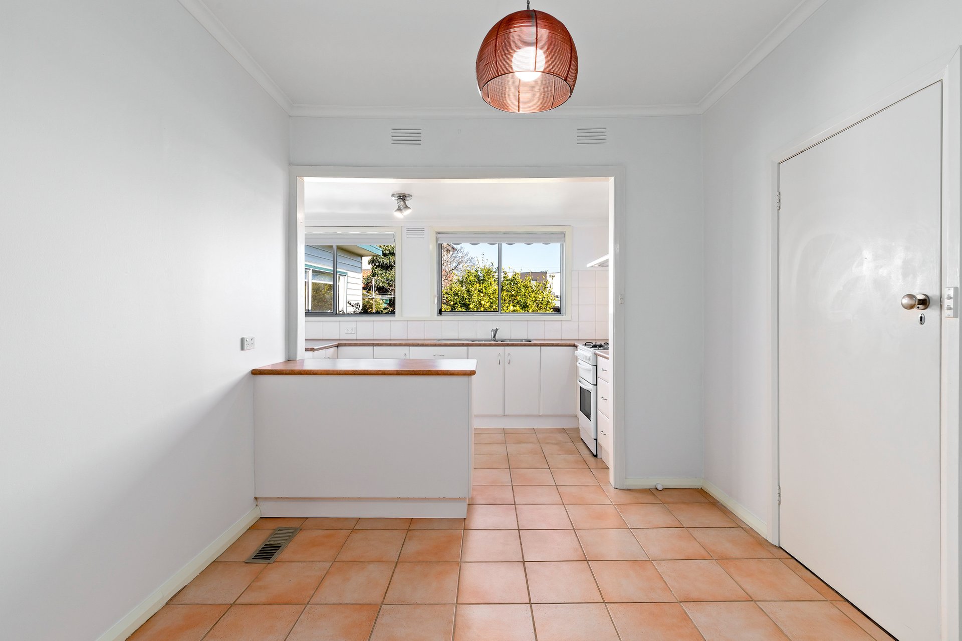 Property Gallery Thumbnail 6