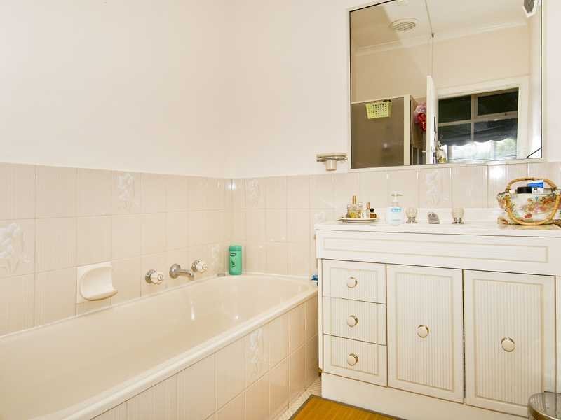 89 Heytesbury Street, Herne Hill image 9