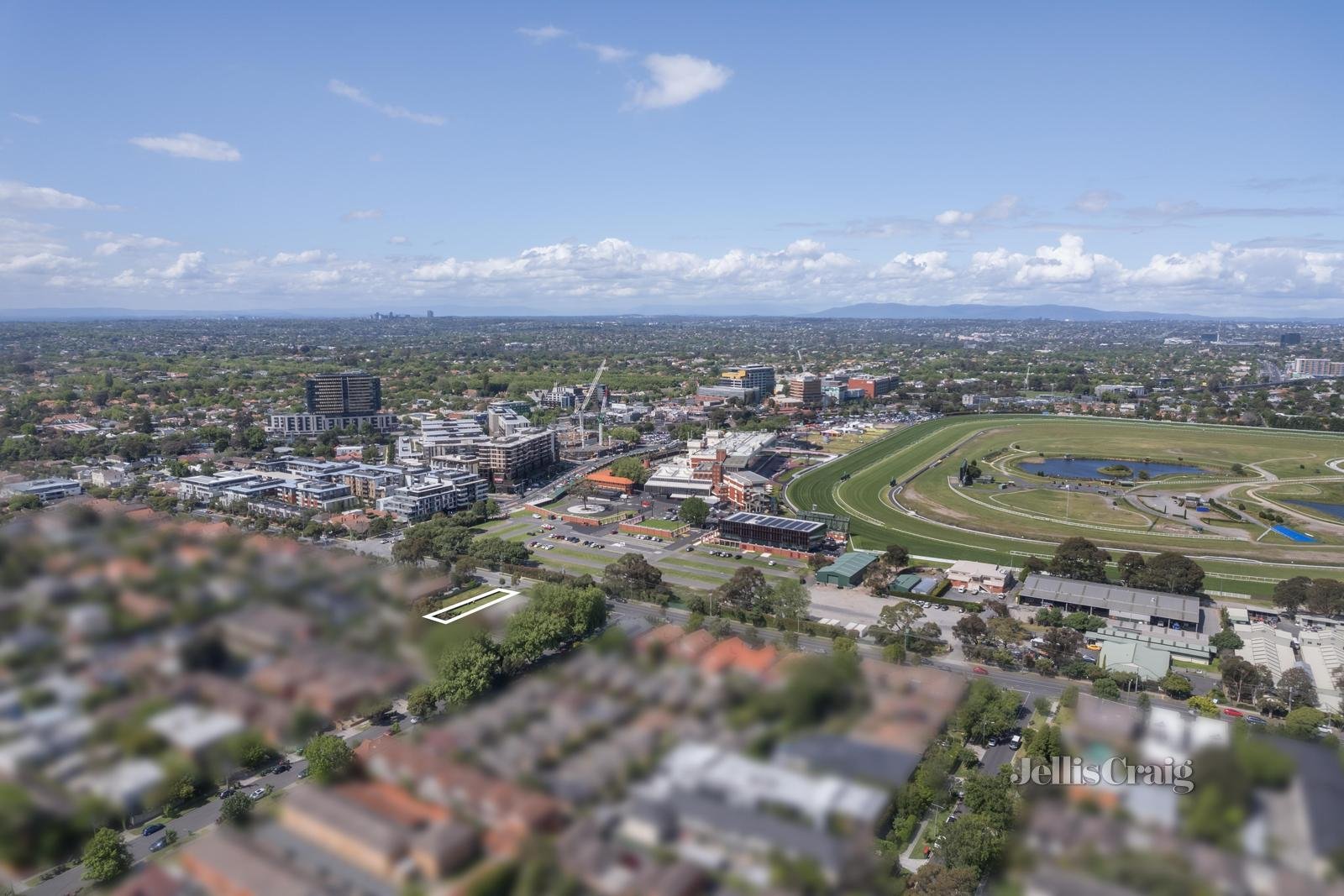 89 Kambrook Road, Caulfield North image 2