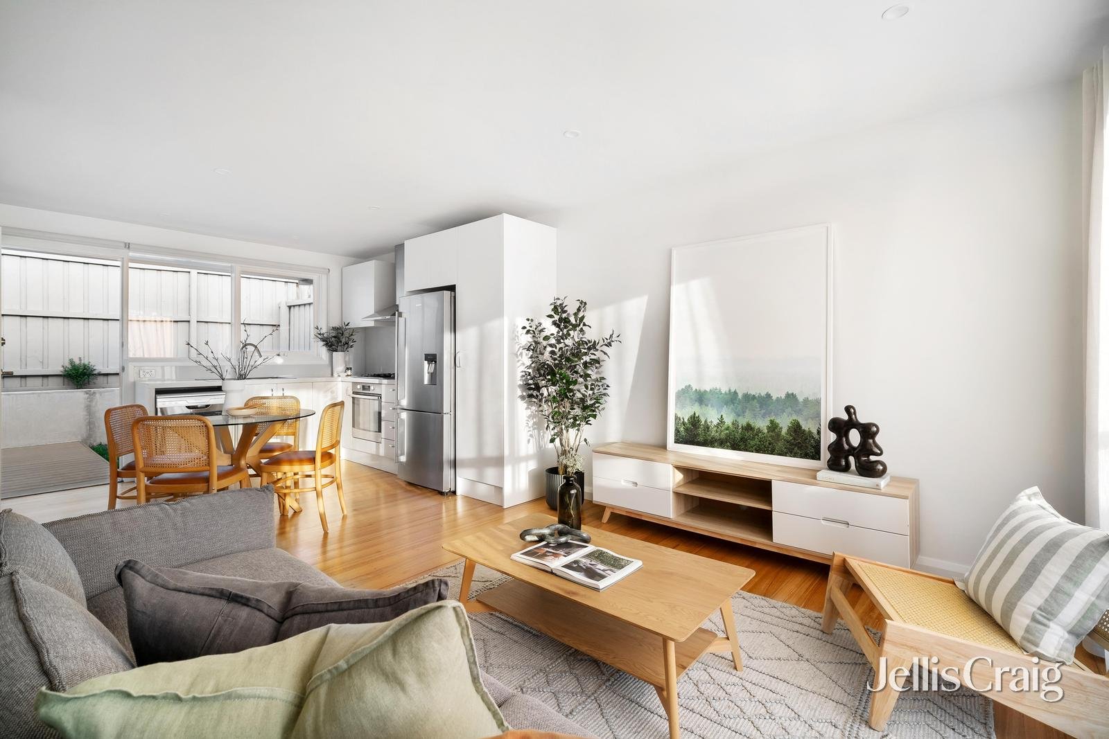 8/9 Kenilworth Parade, Ivanhoe image 2