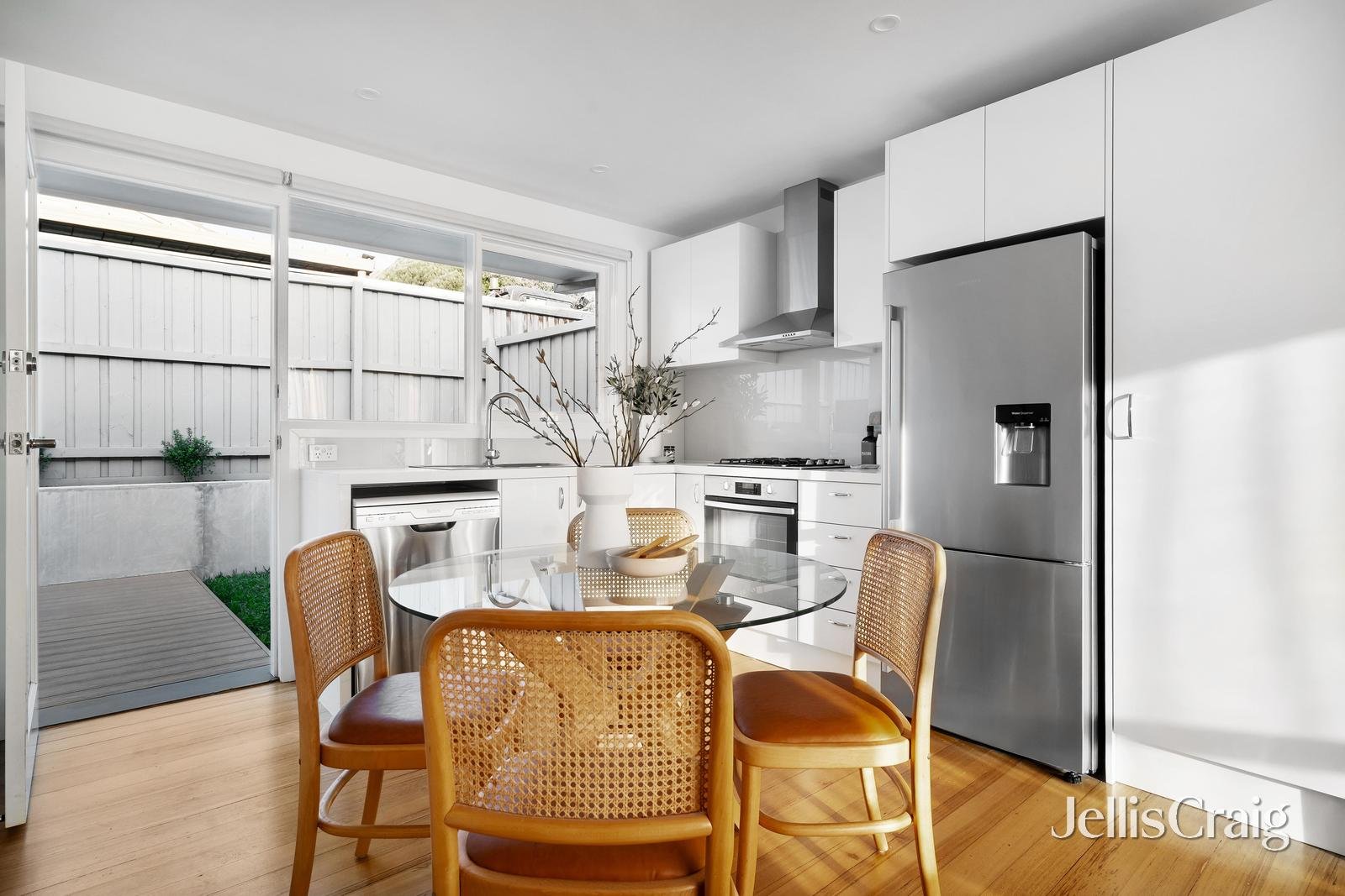 8/9 Kenilworth Parade, Ivanhoe image 4