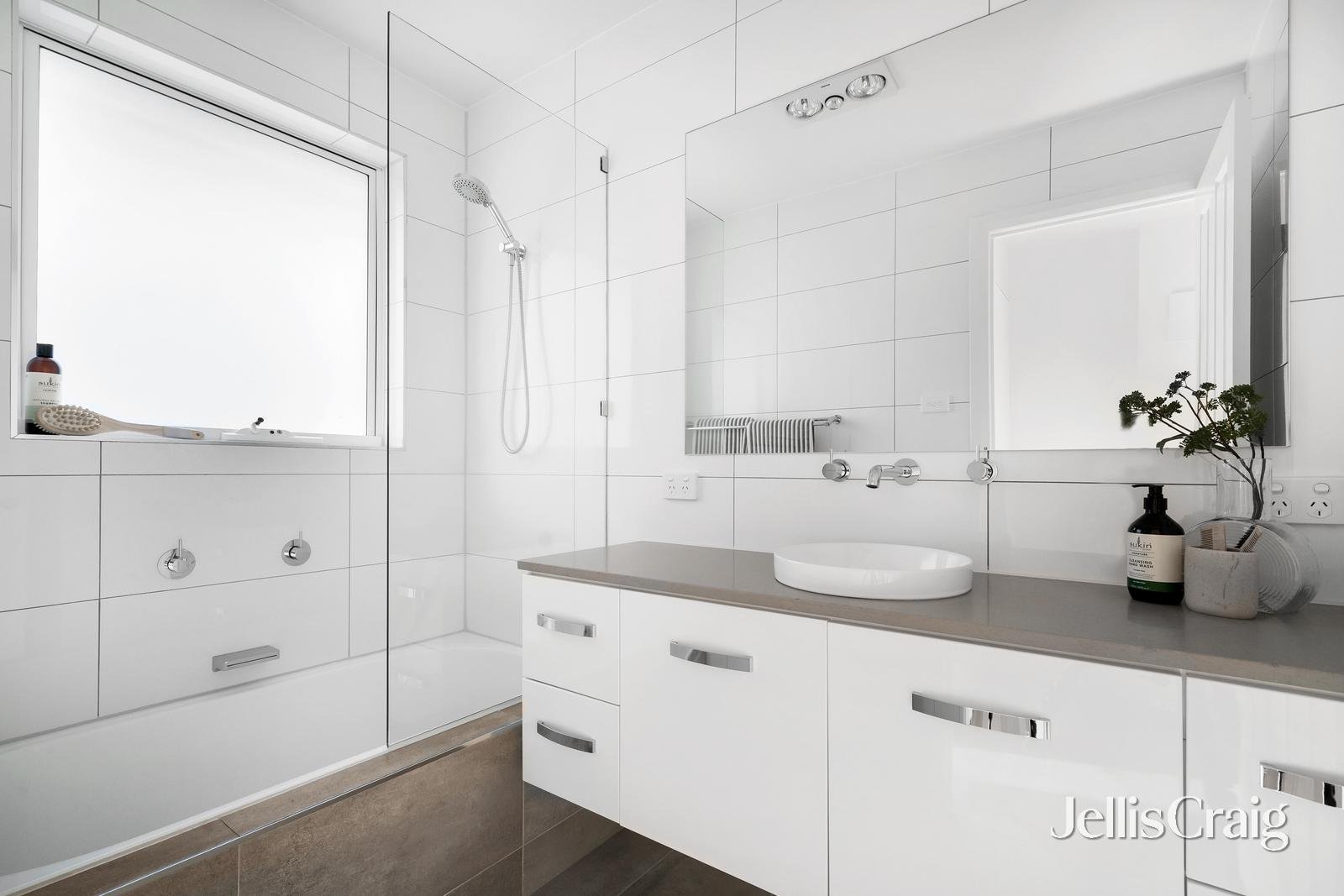 8/9 Kenilworth Parade, Ivanhoe image 9