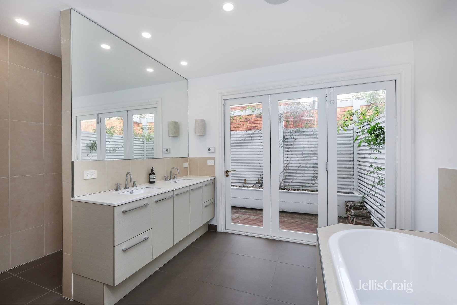 89 Rathmines Street, Fairfield image 13